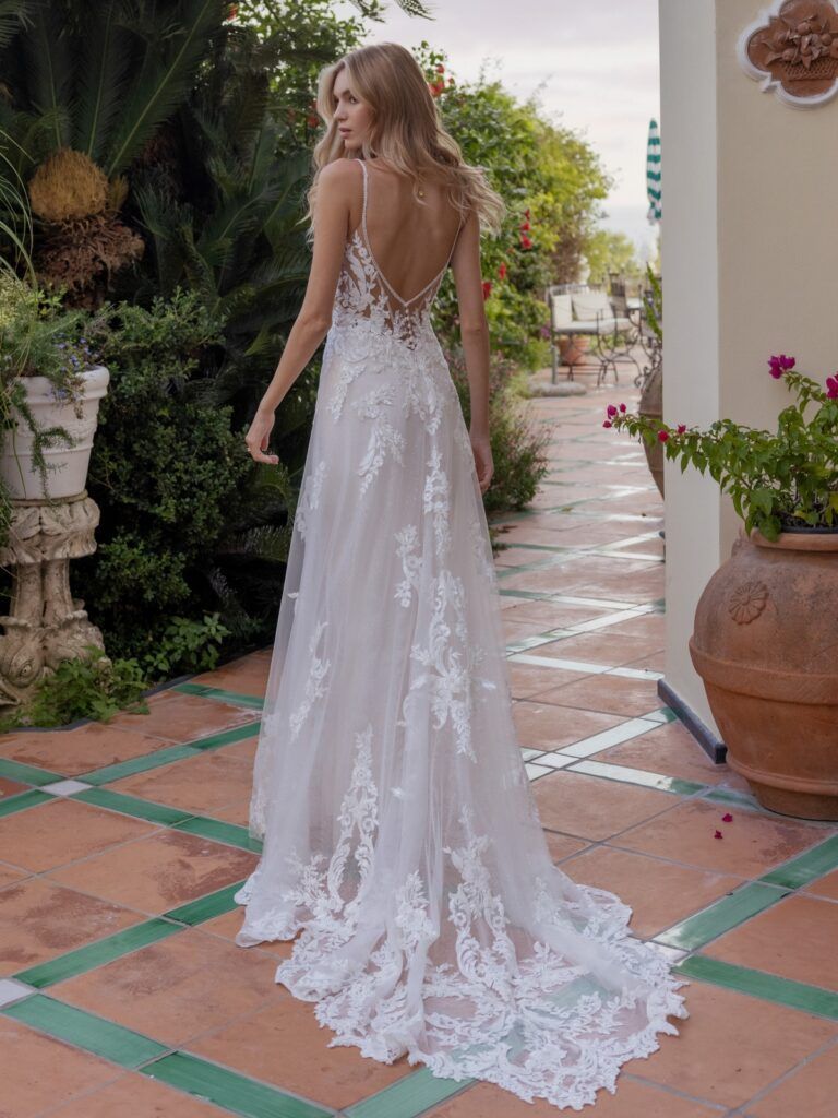 So Romantic 16192 | Taft & Tule | So Romantic | Bruidsjurken