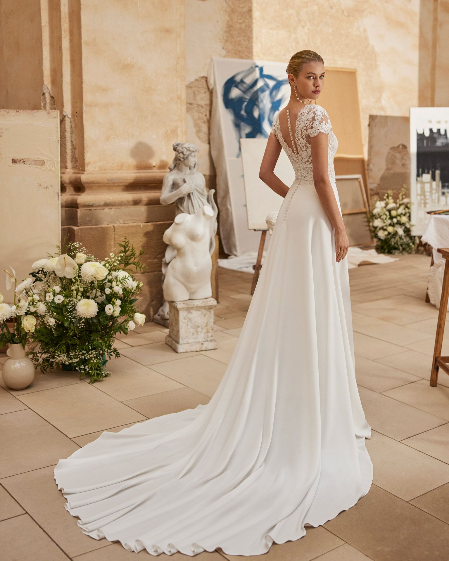 Taft En Tule Malou Rosa Clara Rosa Clara Platinum Select Store Bruidsjurken Trouwjurken Classy Beautiful 2