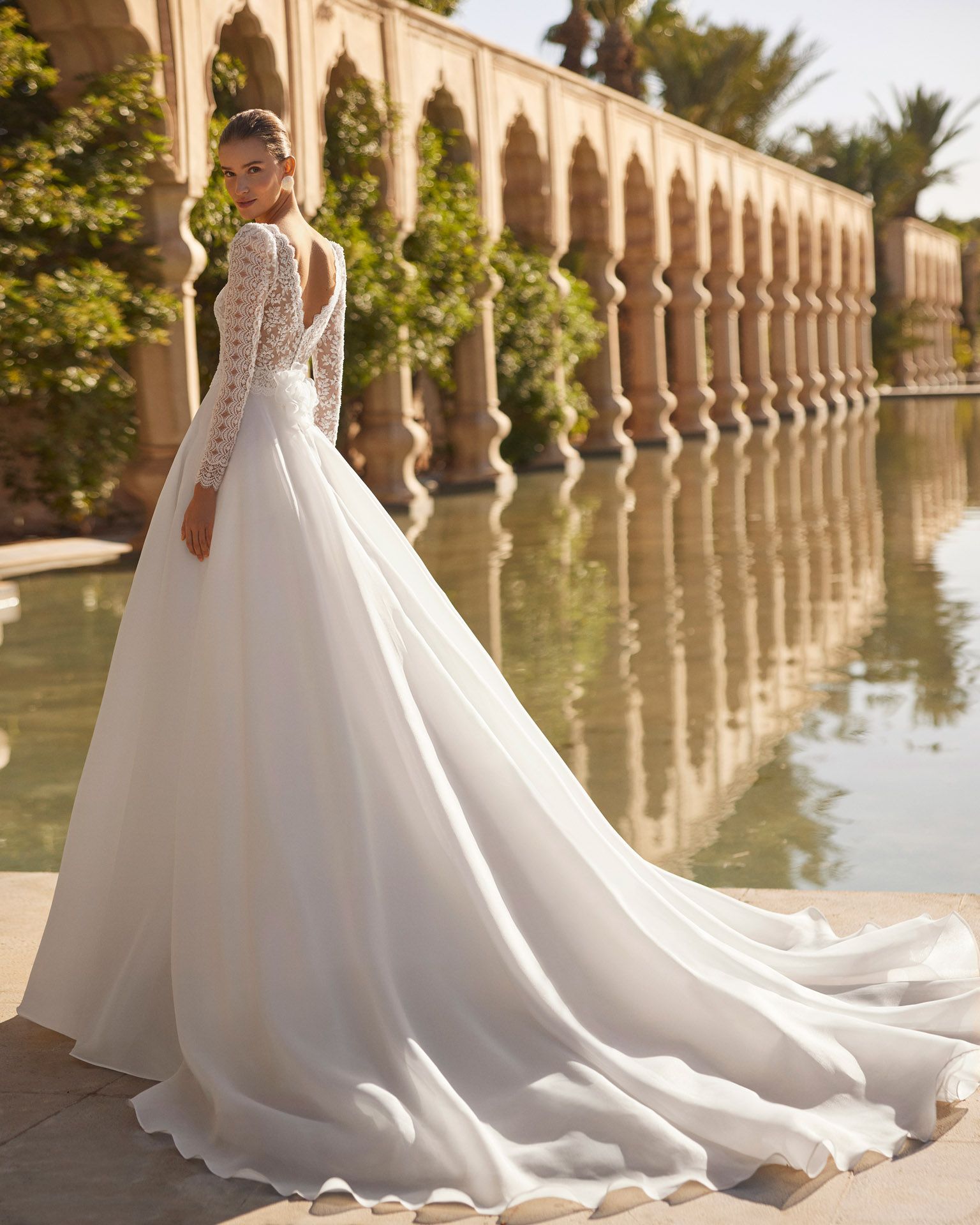 Taft En Tule Ona Rosa Clara Rosa Clara Platinum Select Store Bruidsjurken Trouwjurken Classy Beautiful 3 (2)