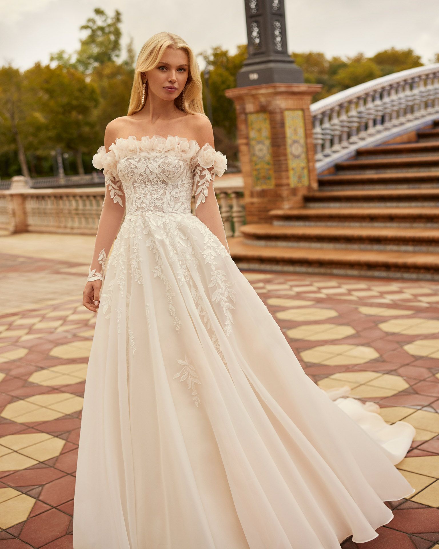 Taft En Tule Kira Rosa Clara Rosa Clara Platinum Select Store Bruidsjurken Trouwjurken Classy Beautiful 3