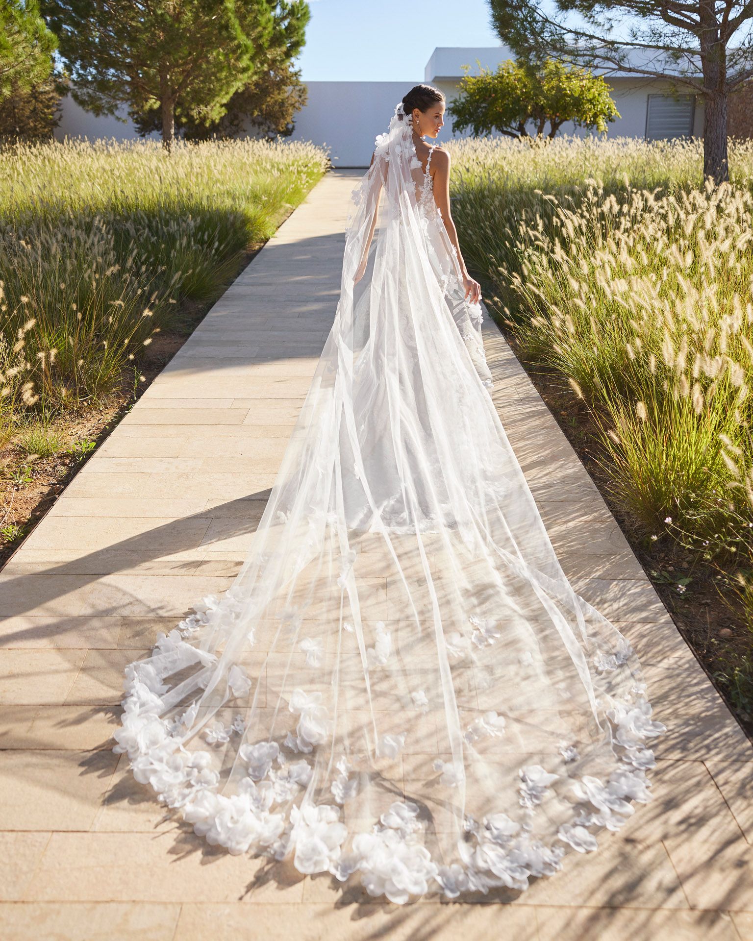 Taft En Tule Semi Rosa Clara Rosa Clara Platinum Select Store Bruidsjurken Trouwjurken Classy Beautiful