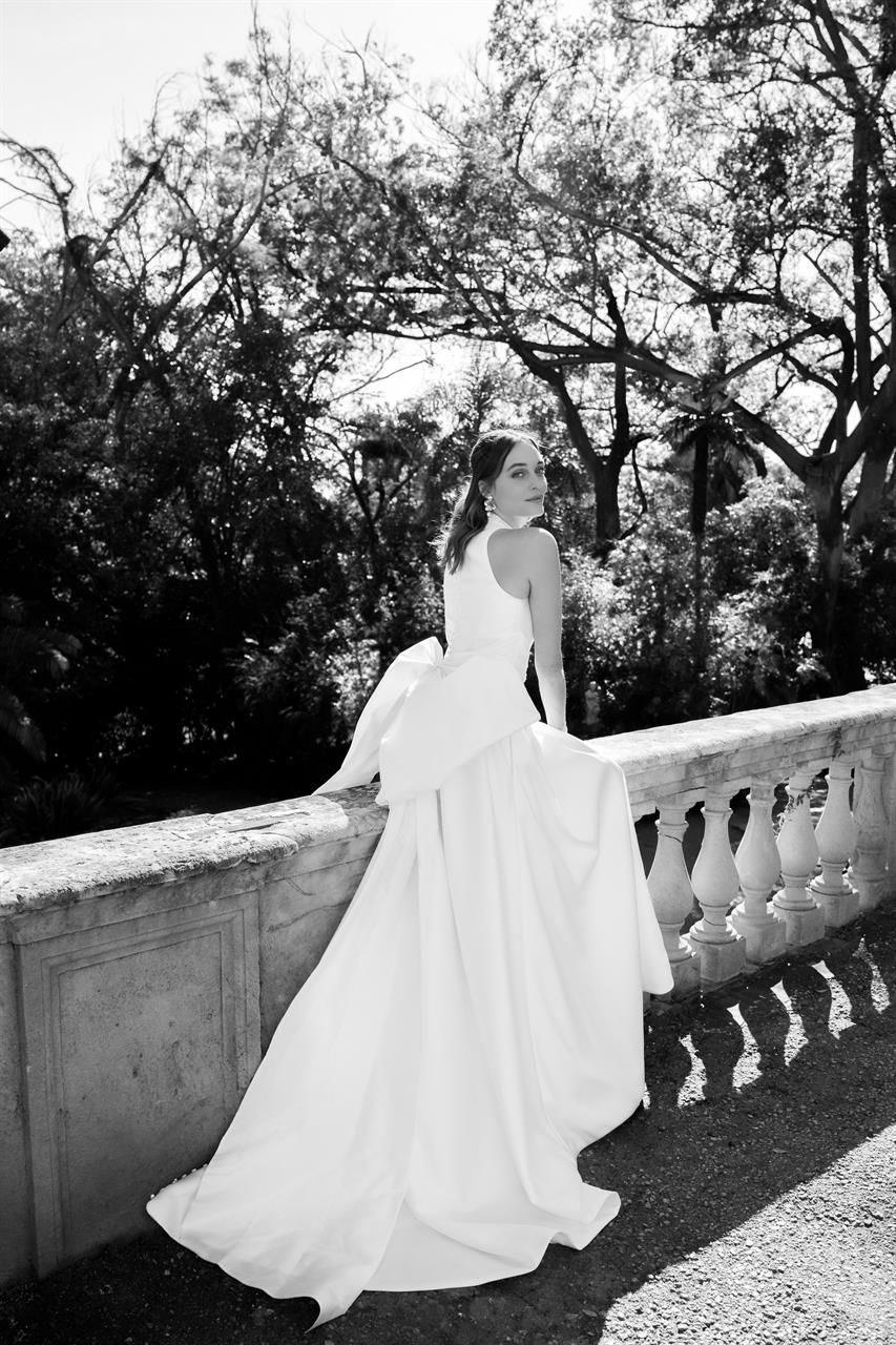 Taft En Tule Let Me Love You Marylise Bridal Bruidsjurken Trouwjurken Classy Beautiful