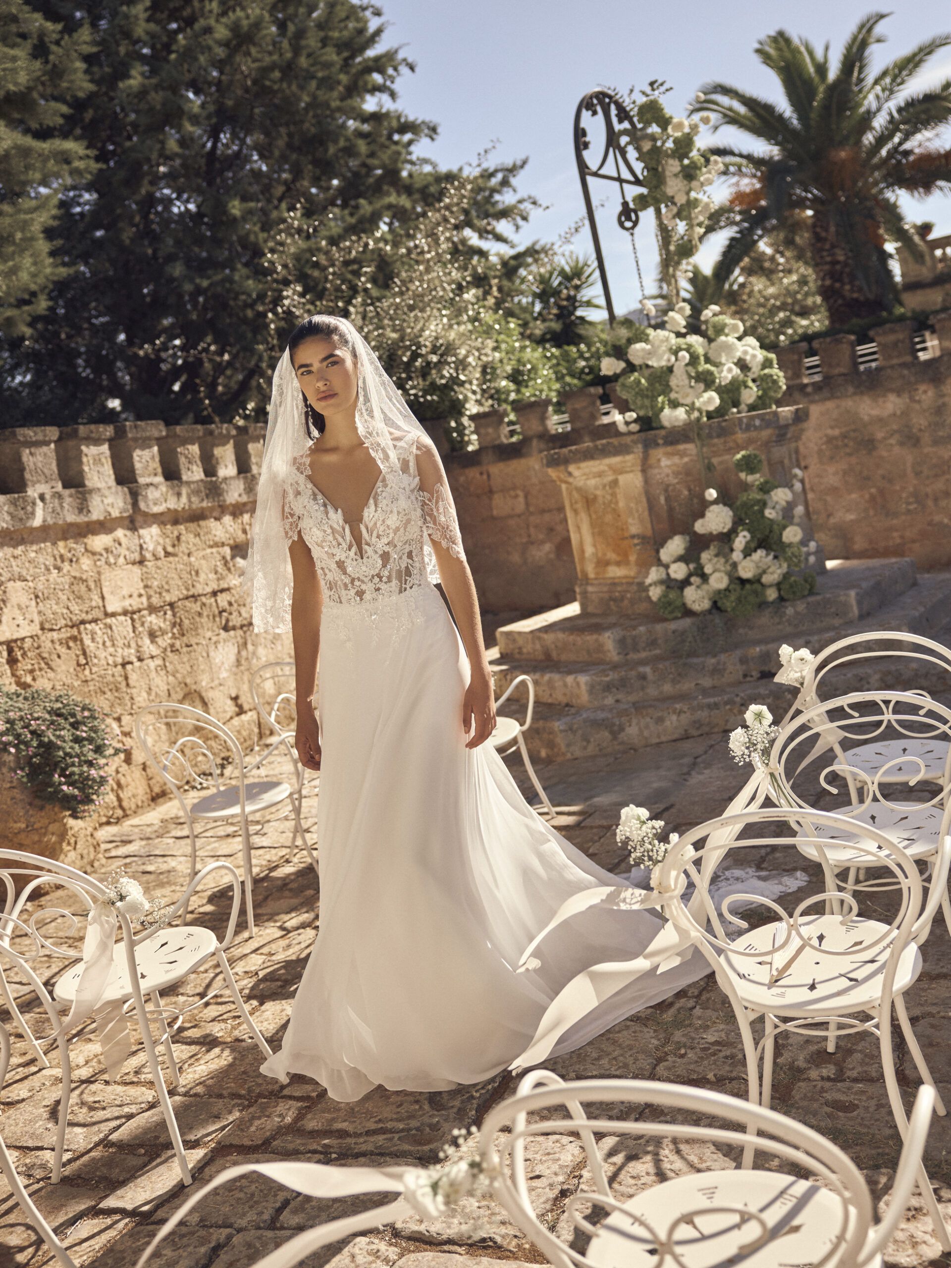 Taft En Tule Mallory Modeca Bruidsjurken Trouwjurken Unique Elegant Simplicity Modern 5