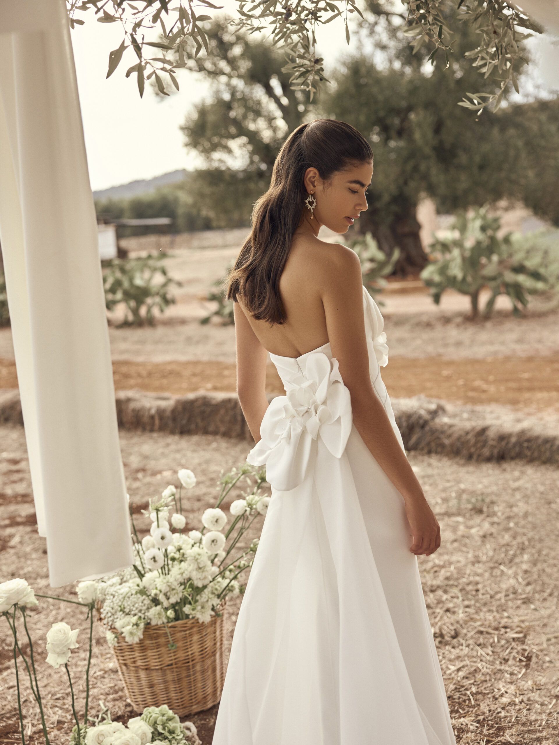 Taft En Tule Mona Modeca Bruidsjurken Trouwjurken Unique Elegant Simplicity Modern