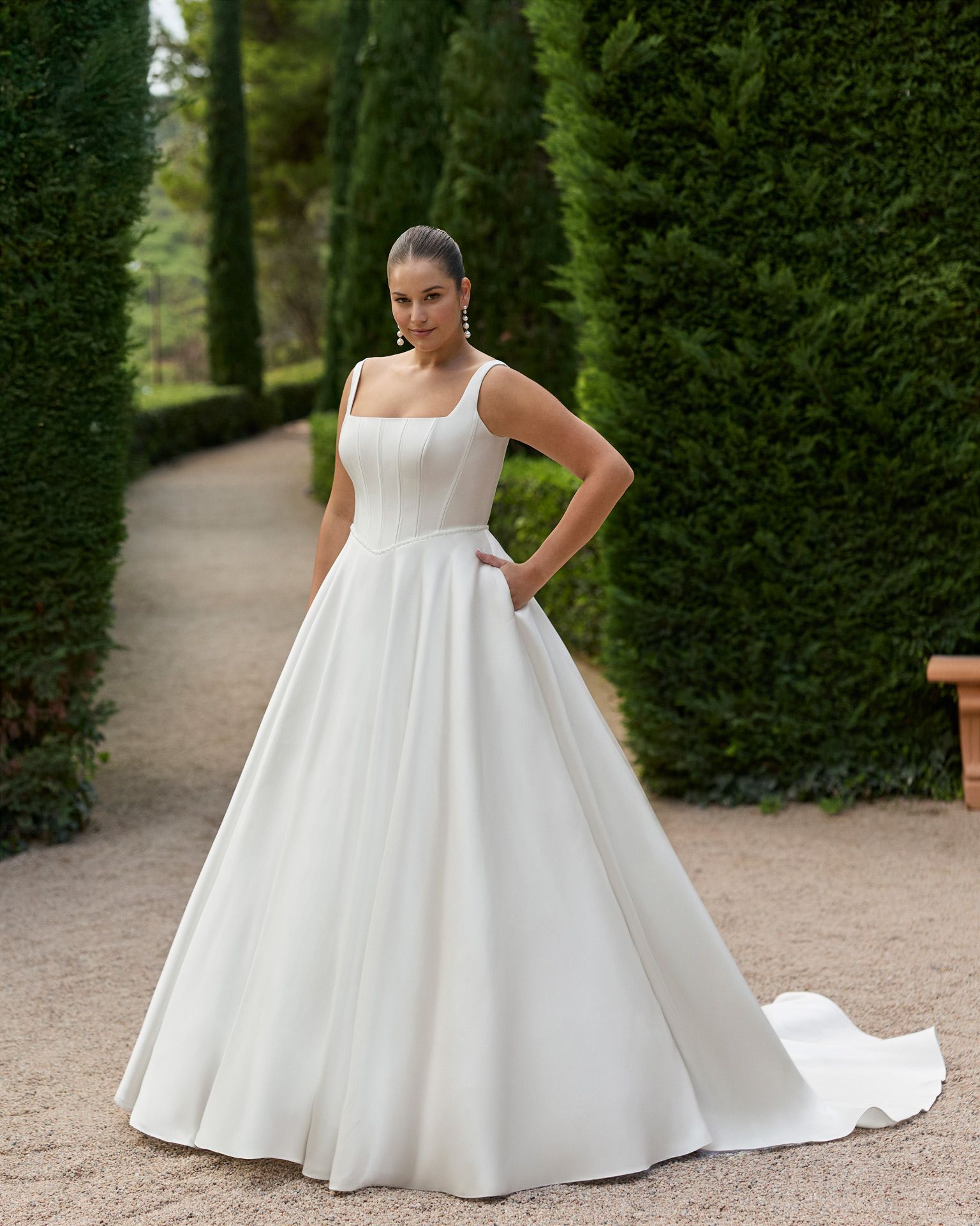 Taft En Tule Kilian Rosa Clará Rosa Clará Platinum Bruidsjurk Trouwjurk Romantisch Luxe Klassiek Statement 2