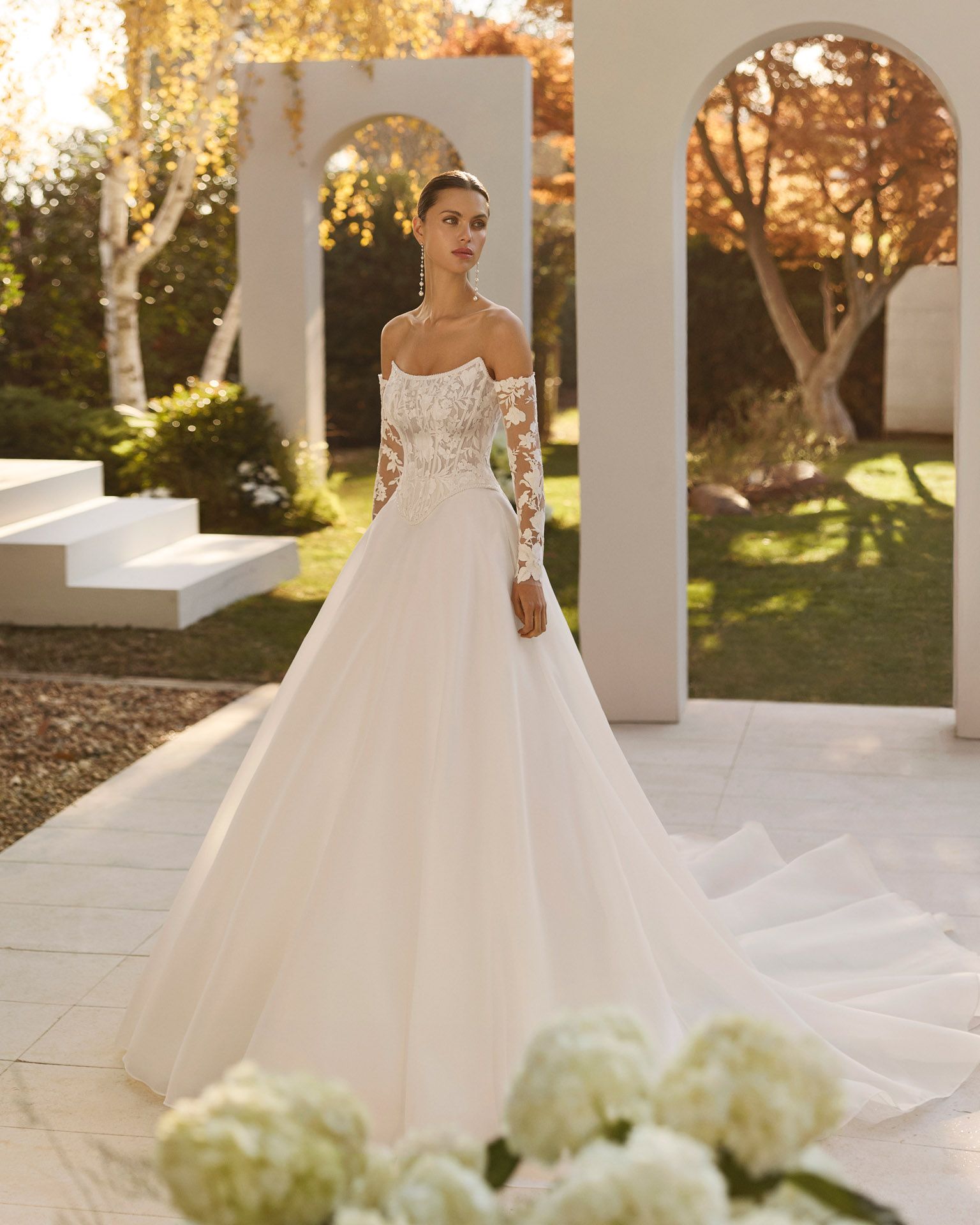 Taft En Tule Noble Rosa Clará Rosa Clará Platinum Bruidsjurk Trouwjurk Prinsessenjurk Ballgown Spaghettibandjes Romantisch Luxe Klassiek Statement 1