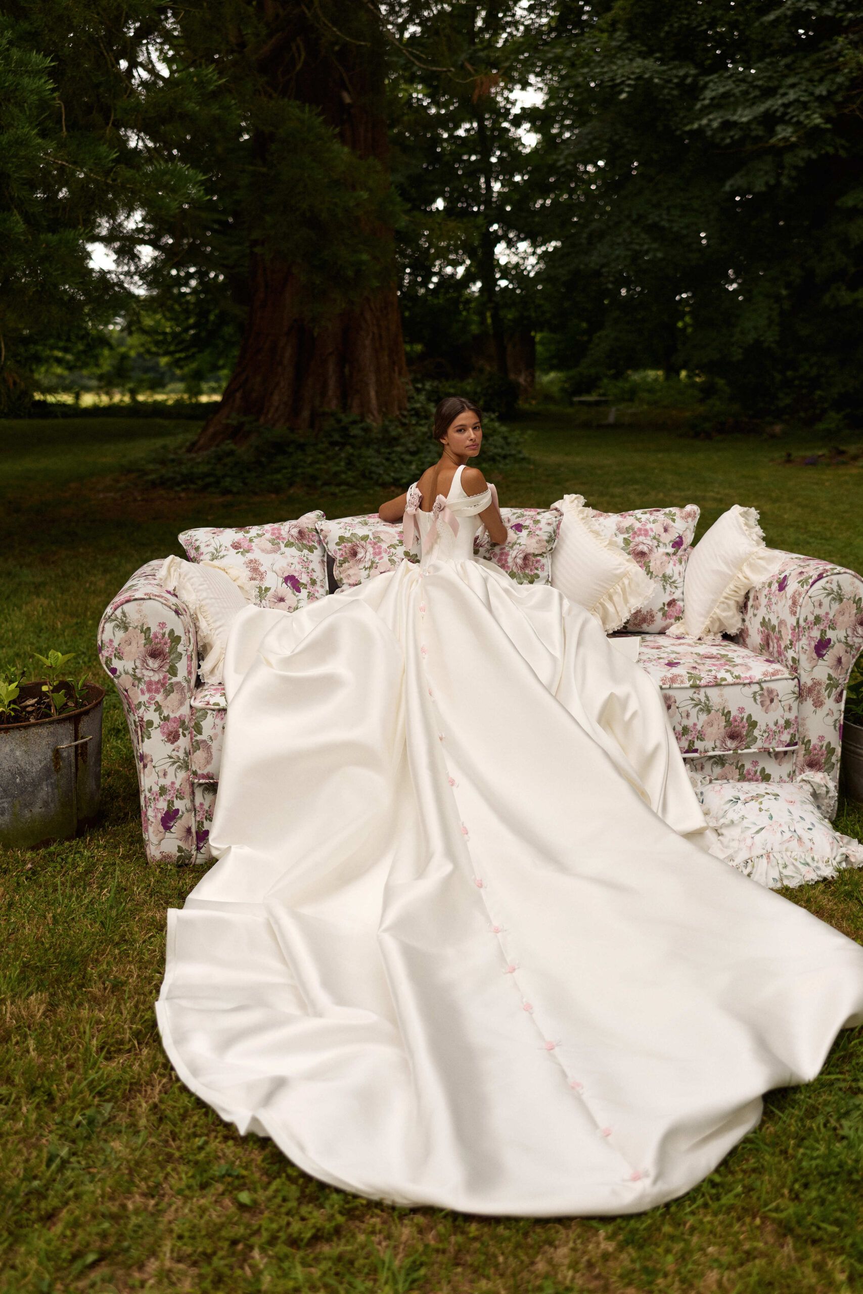Taft En Tule Onyxelle Milla Nova Tule Bruidsjurken Trouwjurken Gorgeous Bride Weddingtrends 2
