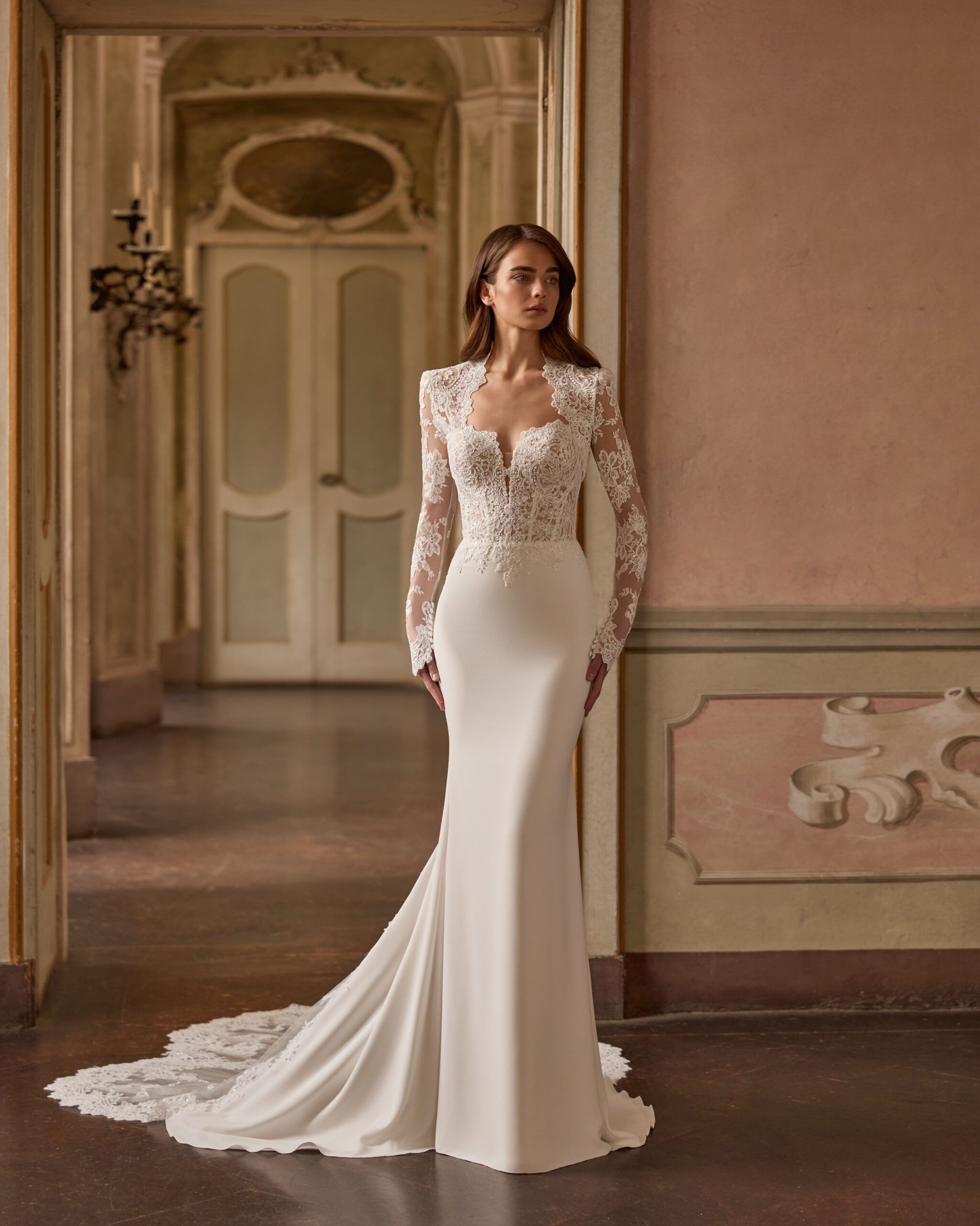 Taft En Tule Aira Alberto Palatchi Bruidsjurk Trouwjurk Romantisch Luxe Klassiek Statement Wedding Dress 1 (2)