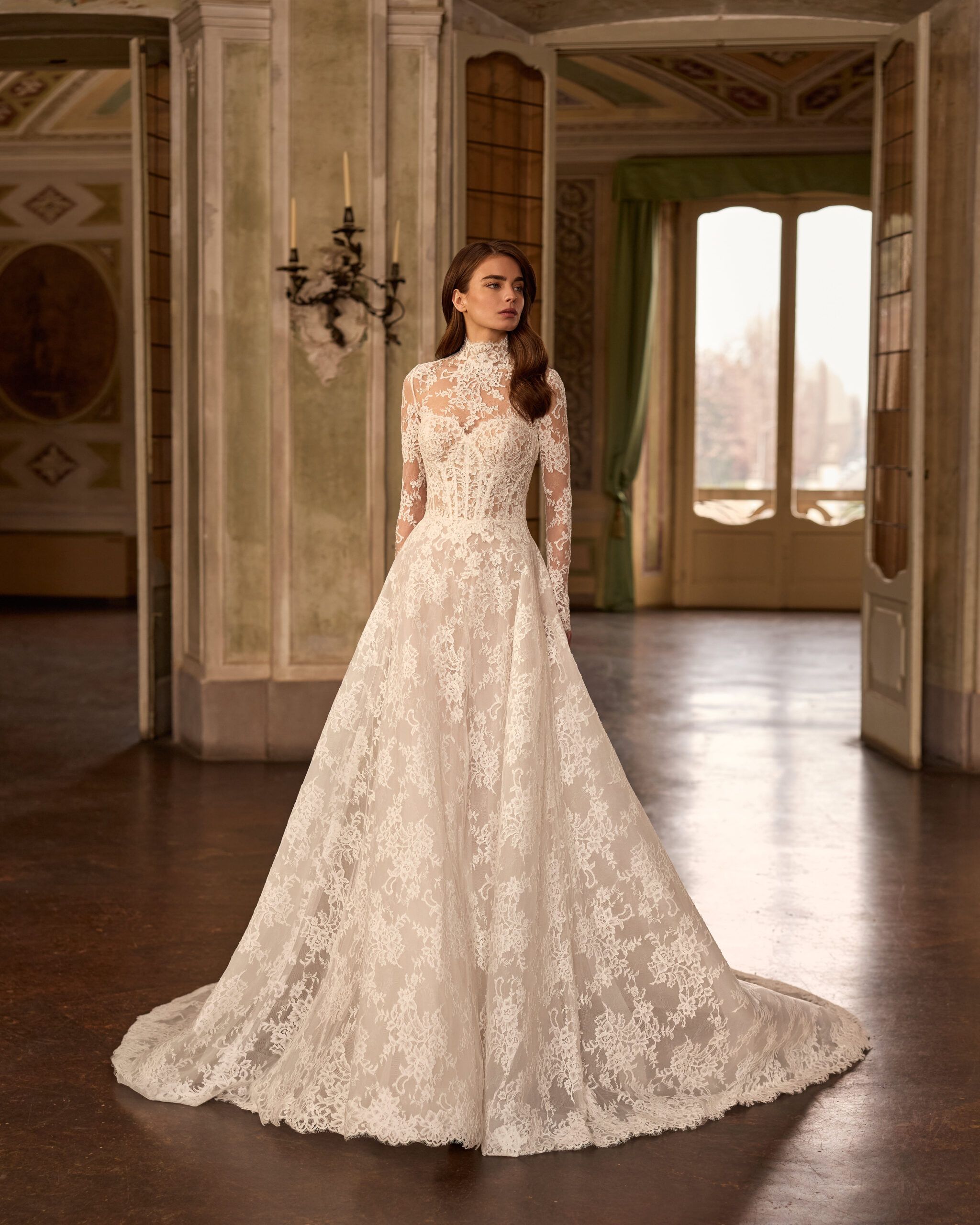 Taft En Tule Fresia Alberto Palatchi Bruidsjurk Trouwjurk Romantisch Luxe Klassiek Statement Wedding Dress (1)