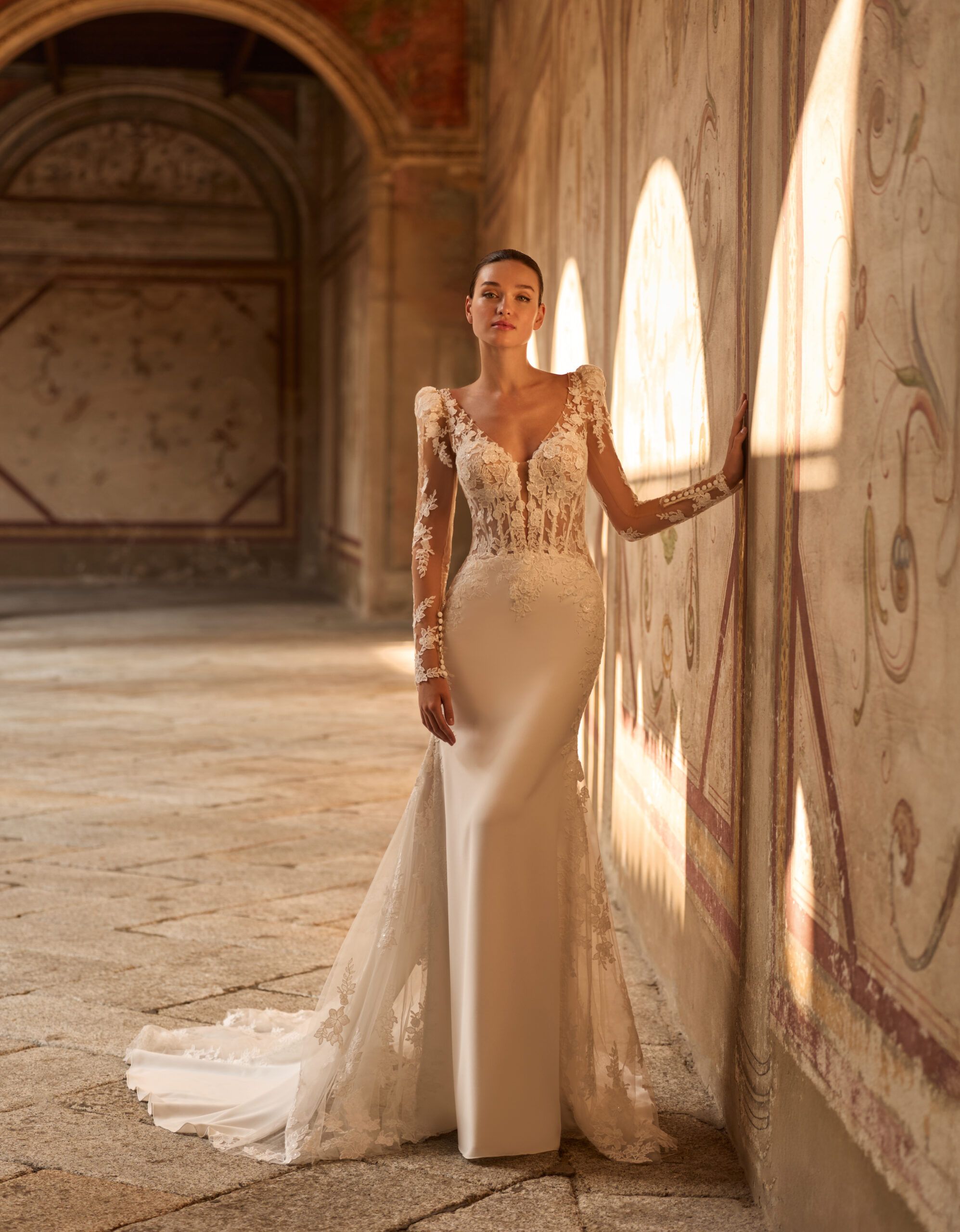 Taft En Tule Inna Alberto Palatchi Bruidsjurk Trouwjurk Romantisch Luxe Klassiek Statement Wedding Dress (1)