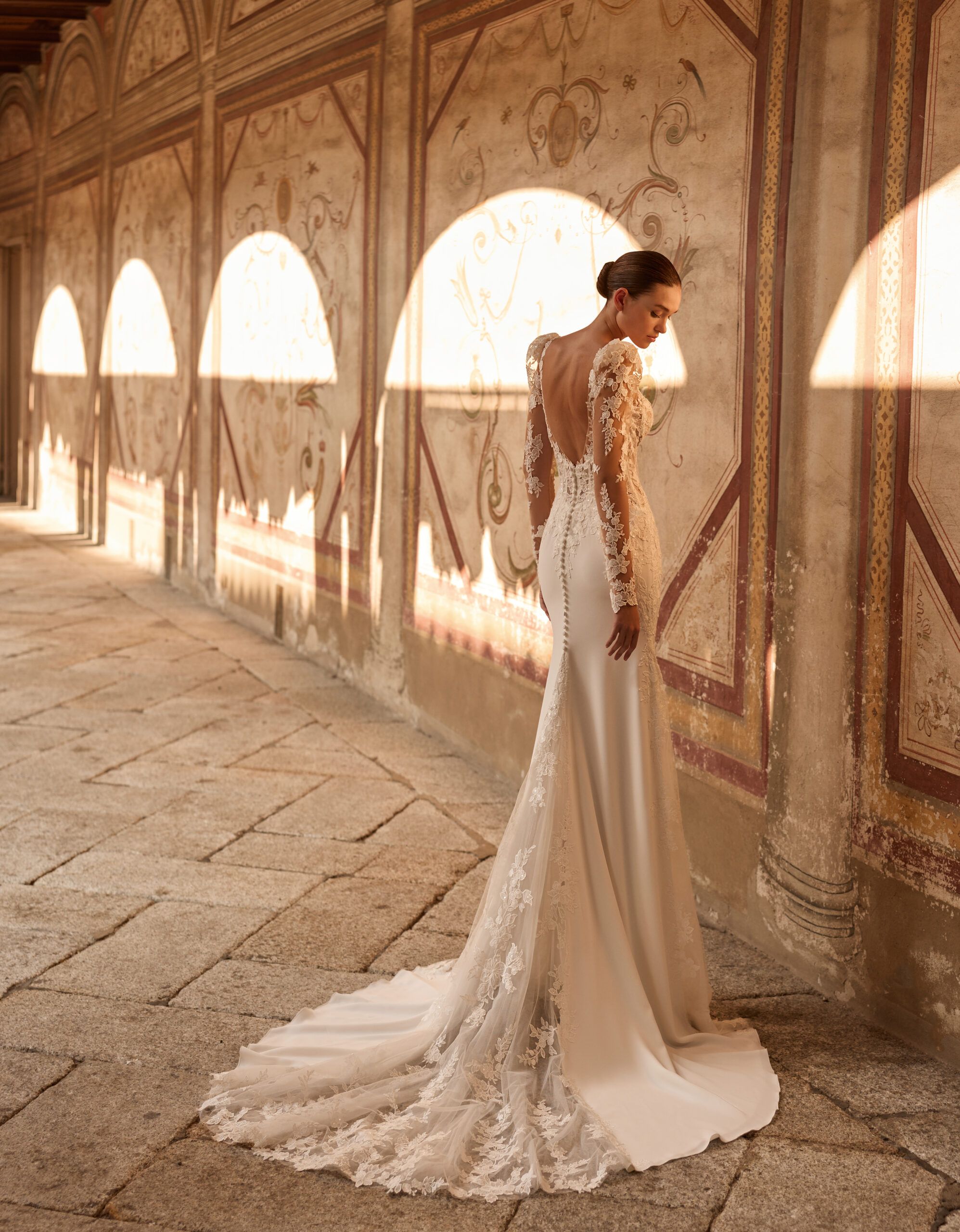 Taft En Tule Inna Alberto Palatchi Bruidsjurk Trouwjurk Romantisch Luxe Klassiek Statement Wedding Dress (2)