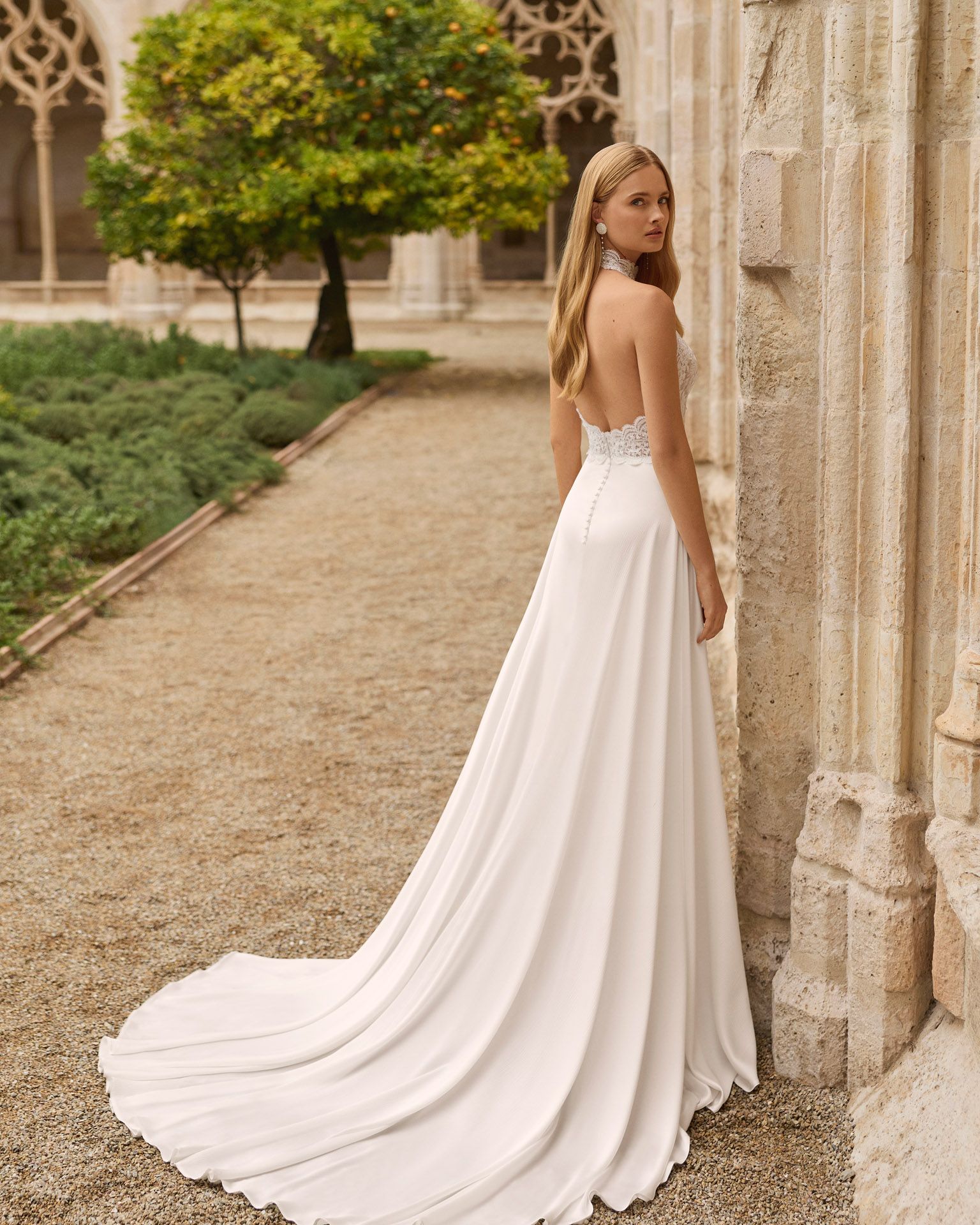 Taft En Tule Lilit Rosa Clará Rosa Clará Platinum Bruidsjurk Trouwjurk Romantisch Luxe Klassiek Statement Wedding Dress 2