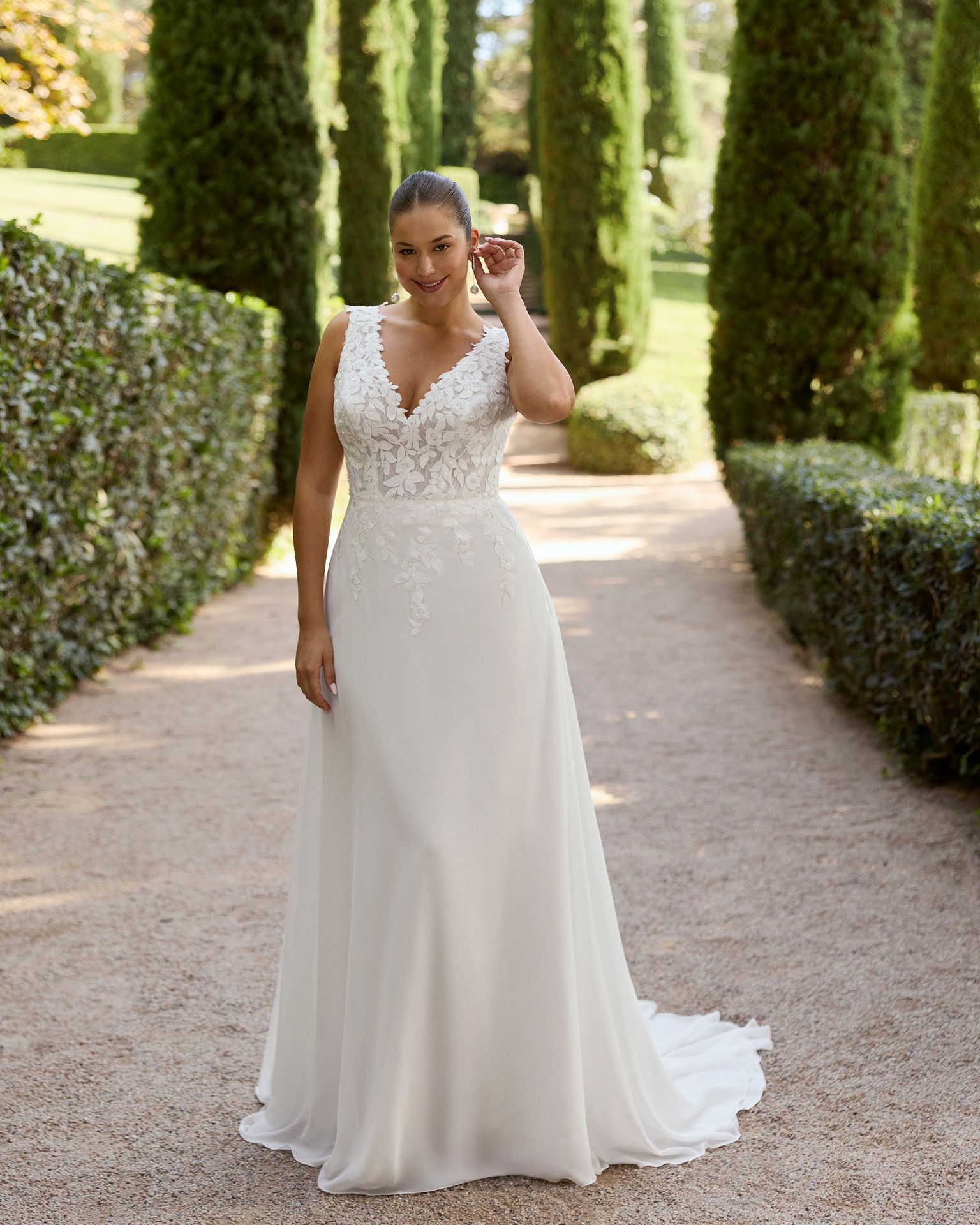 Taft En Tule Keila Rosa Clará Rosa Clará Platinum Bruidsjurk Trouwjurk Romantisch Luxe Klassiek Statement Wedding Dress (2)