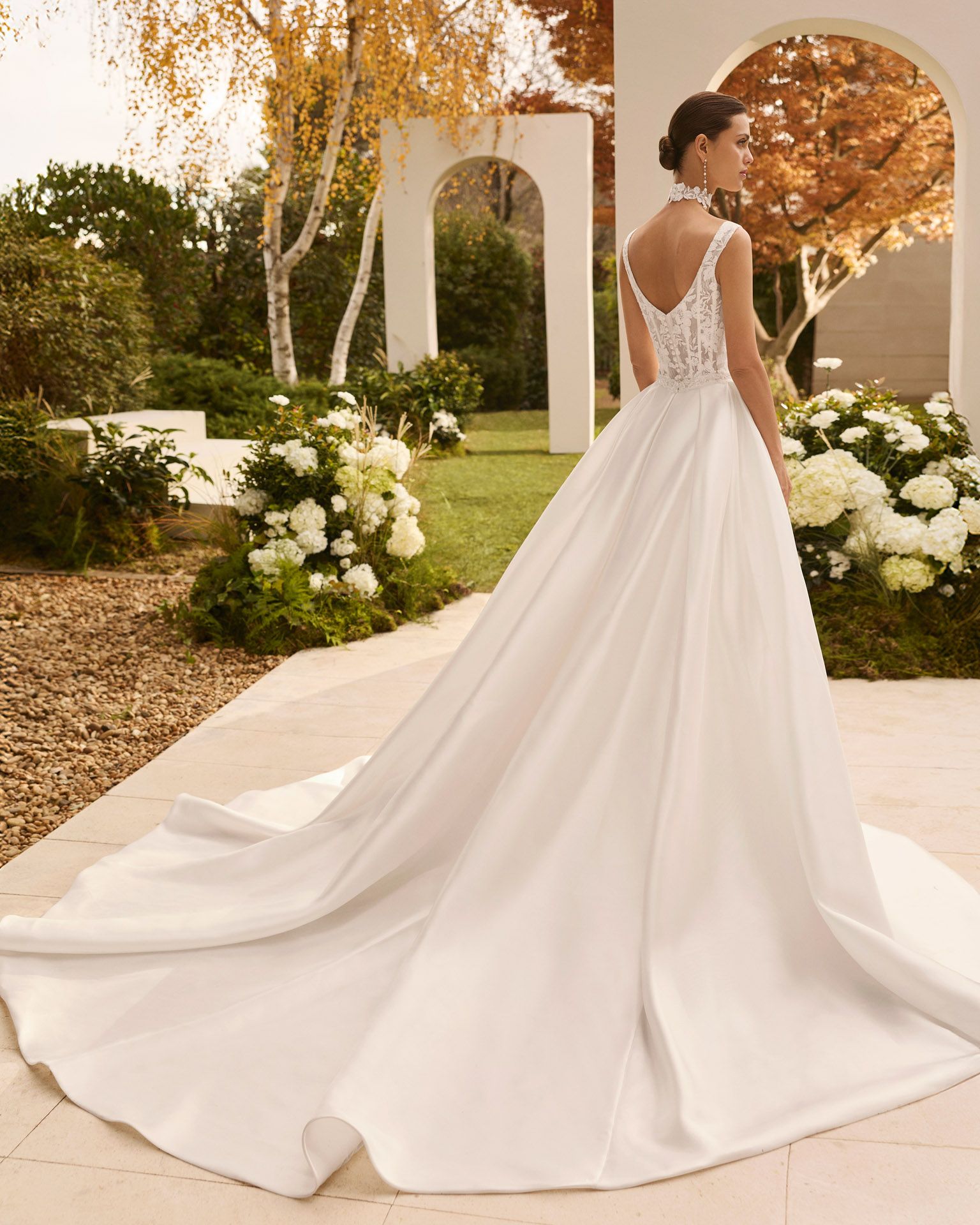 Taft En Tule Ness Rosa Clará Rosa Clará Platinum Bruidsjurk Trouwjurk Romantisch Luxe Klassiek Statement 3