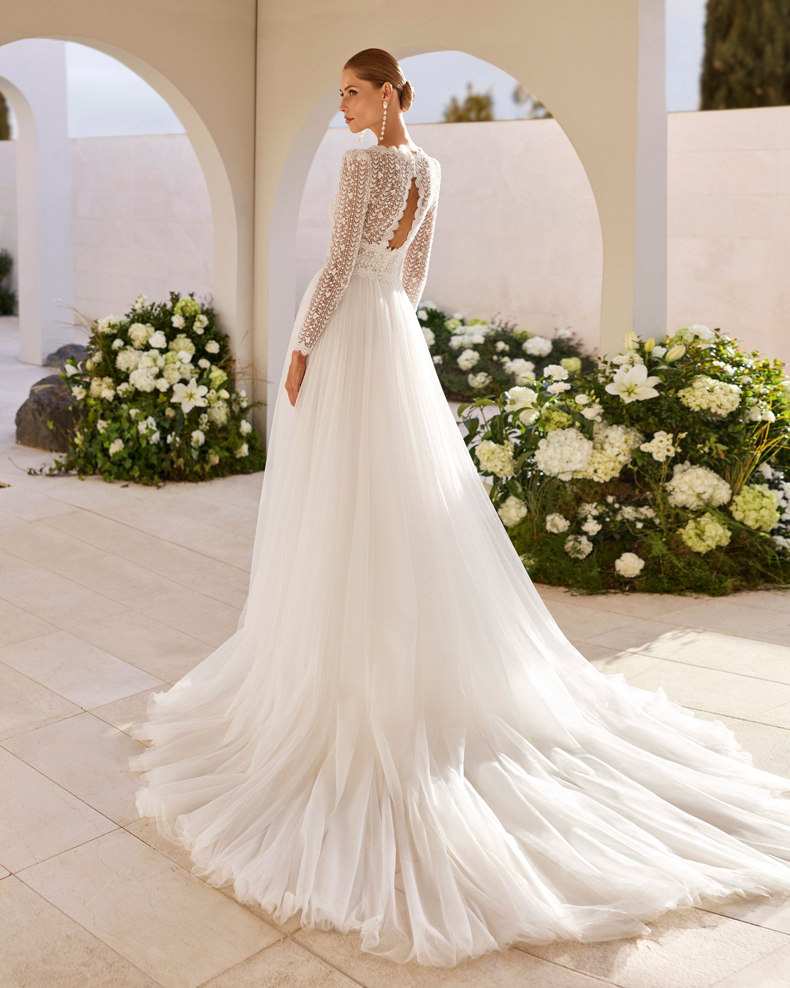 Taft En Tule Niza Rosa Clará Rosa Clará Platinum Bruidsjurk Trouwjurk Romantisch Luxe Klassiek Statement Wedding Dress (3)