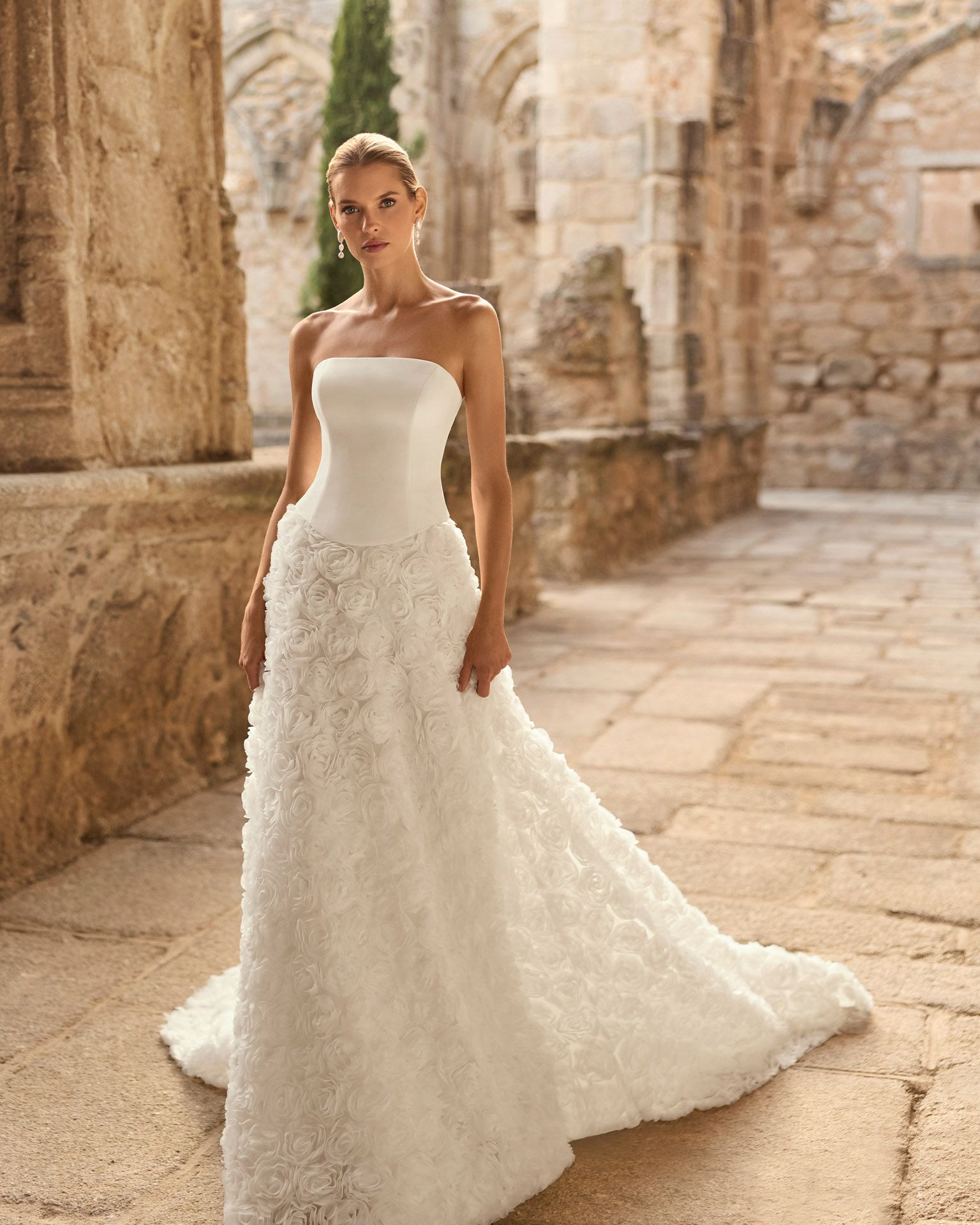 Taft En Tule Pisa Rosa Clará Rosa Clará Platinum Bruidsjurk Trouwjurk Romantisch Luxe Klassiek Statement Wedding Dress 5