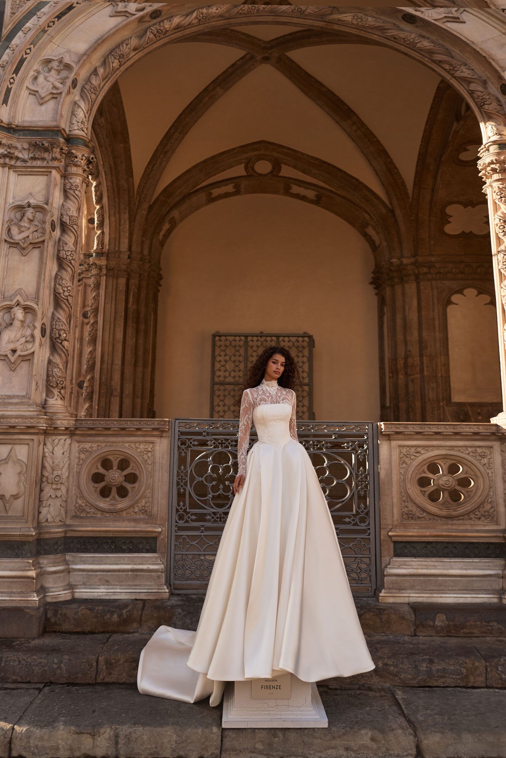 Taft En Tule Thessar Milla Nova White & Lace Bruidsjurken Trouwjurken Gorgeous Bride Weddingtrends (4)