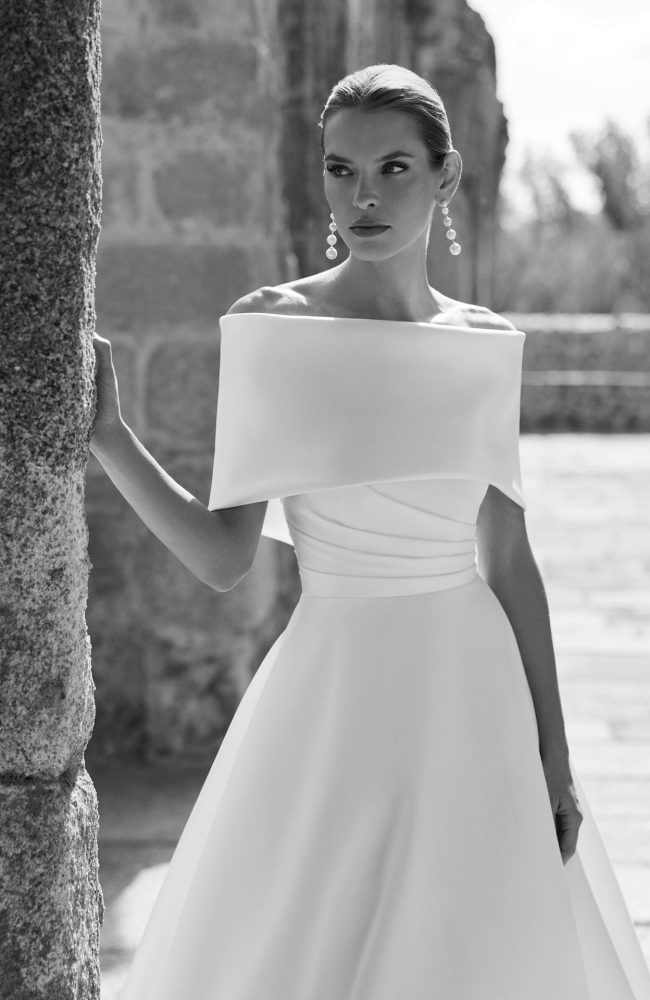 Taft En Tule Poppy Rosa Clará Rosa Clará Platinum Bruidsjurk Trouwjurk Romantisch Luxe Klassiek Statement Wedding Dress